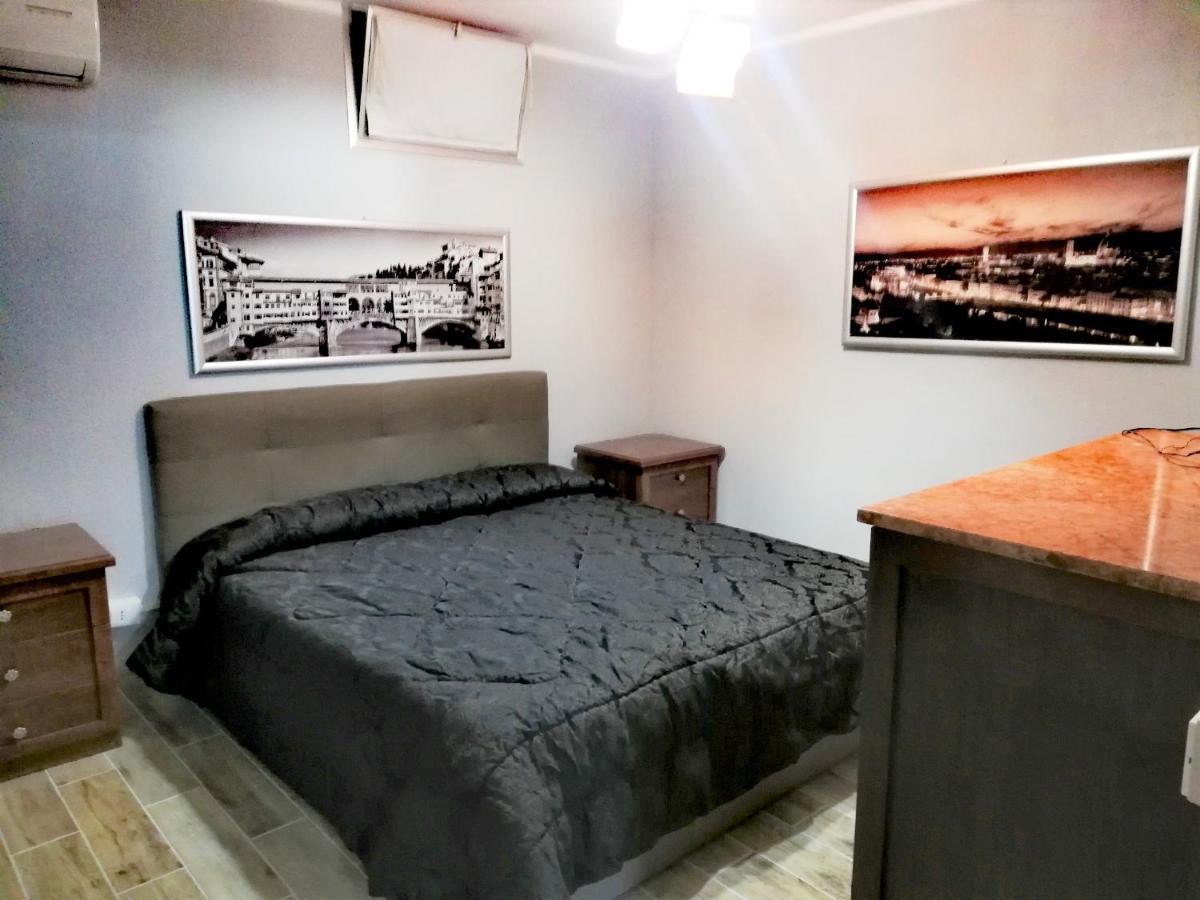 La Taverna Appartamento Scala A Chiocciola Фоллоника Экстерьер фото